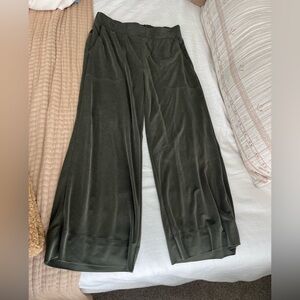 Lou and grey green pants XS from Loft
